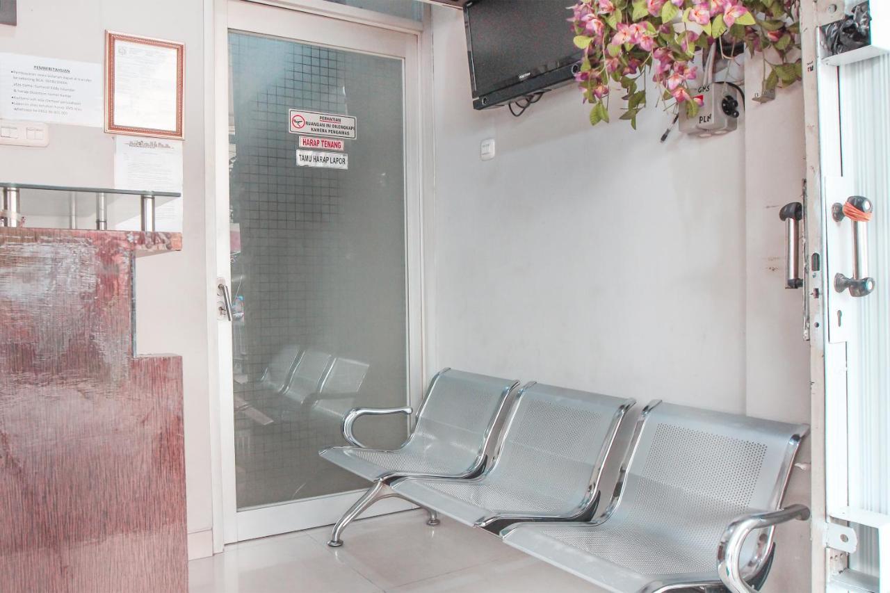 Oyo 383 Env Residence Τζακάρτα Εξωτερικό φωτογραφία